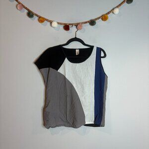 UZI abstract geometric asymmetrical blouse